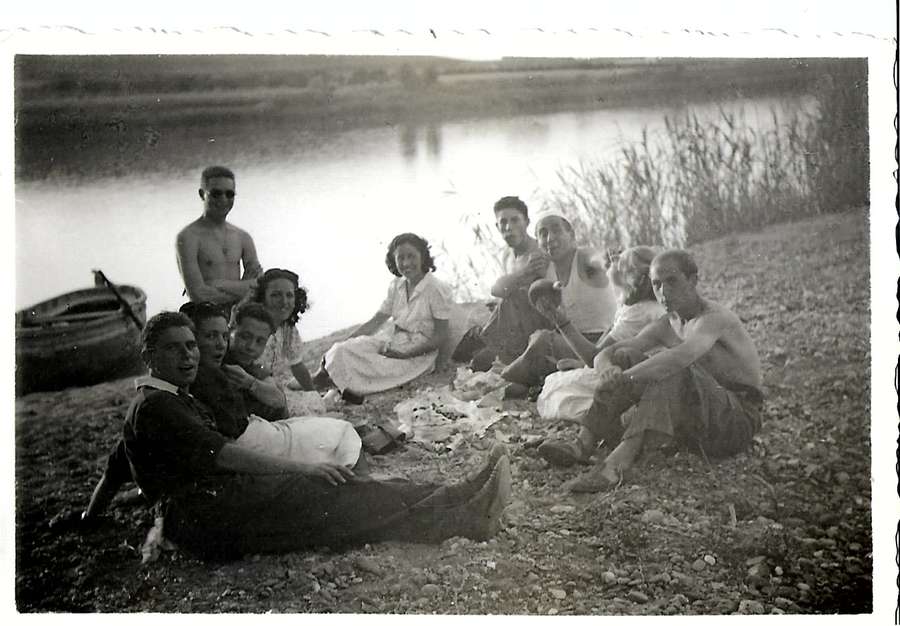 En el dorso: “Zamora, 16-6-1939”