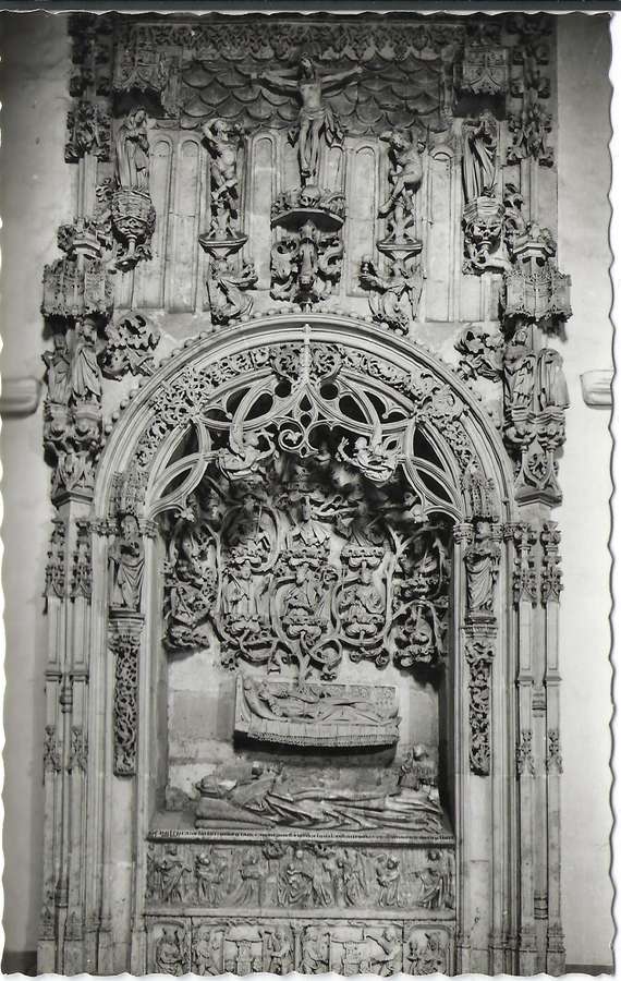 Catedral. Sepulcro del Dr. Grado