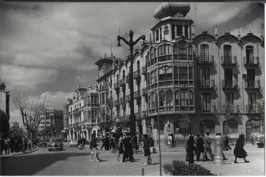 Avenida de José Antonio Primo de Rivera