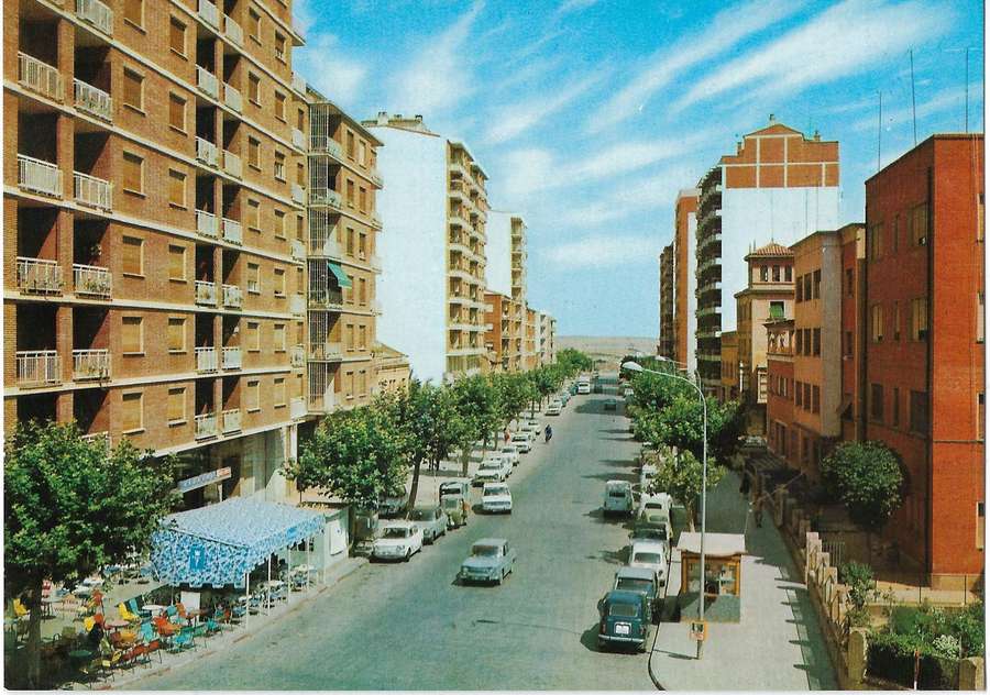 Avenida de las Tres Cruces  (Ca. 1969)